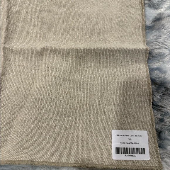 LINGE PARTICULIER LOOSE TABLE-MAT
100% LINEN
IN Color WALNUT made in FRANCE - Picture 9 of 10